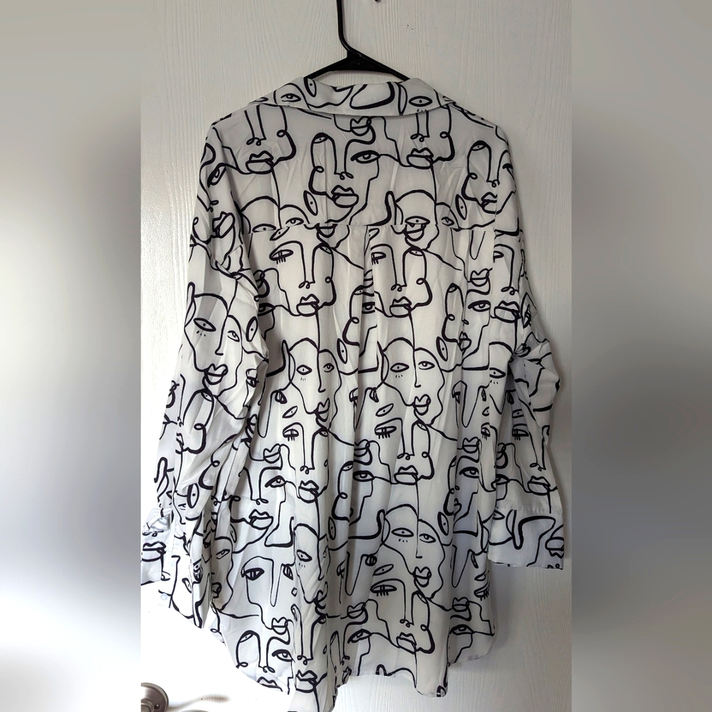 Shein blouse never worn